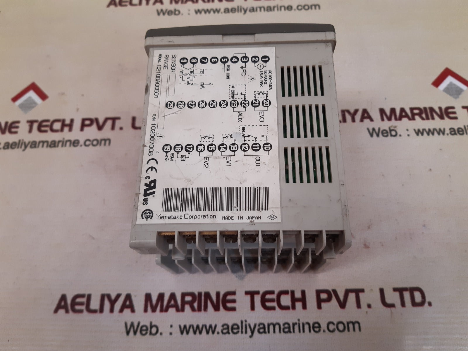 Yamatake/azbil sdc21 temperature controller c210da00501