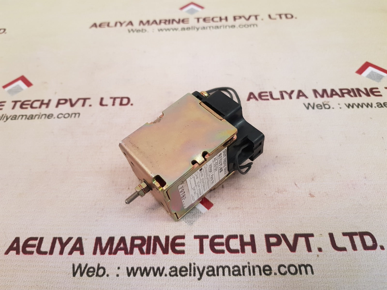 Ae-ss/sh sht-saea046 shunt tripping device