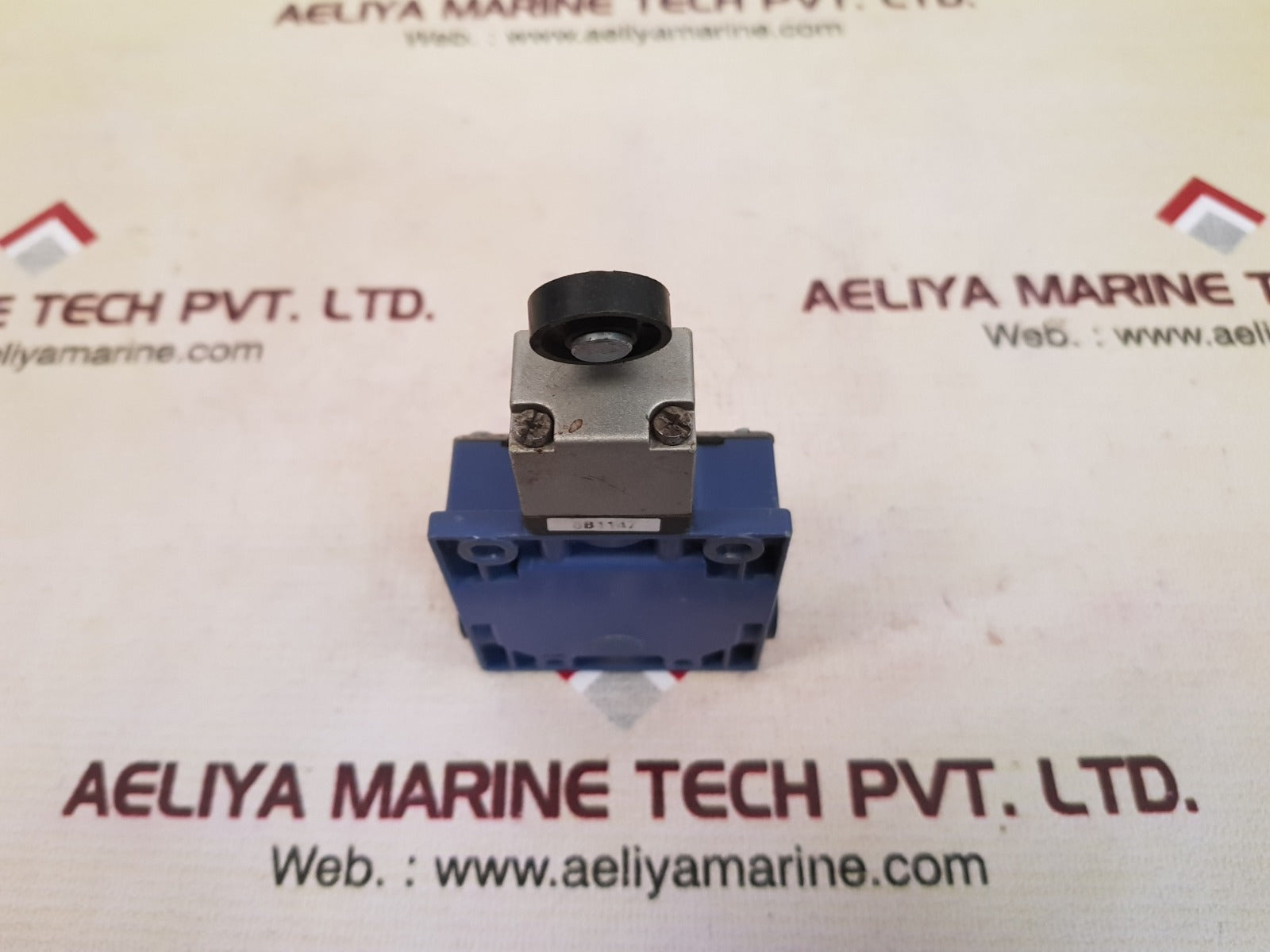 Telemecanique xckm limit switch zckd15
