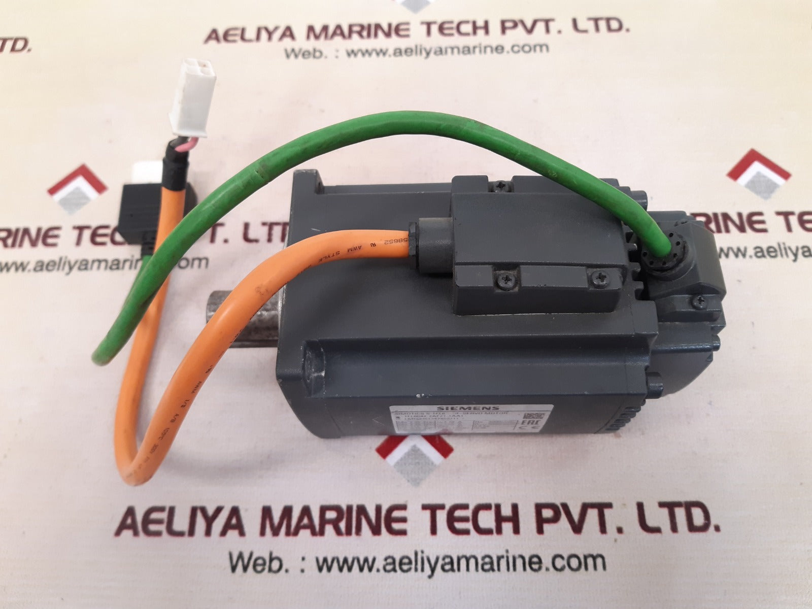 Siemens simotics s-1fl6 1fl6042-2af21-1aa1 servo motor