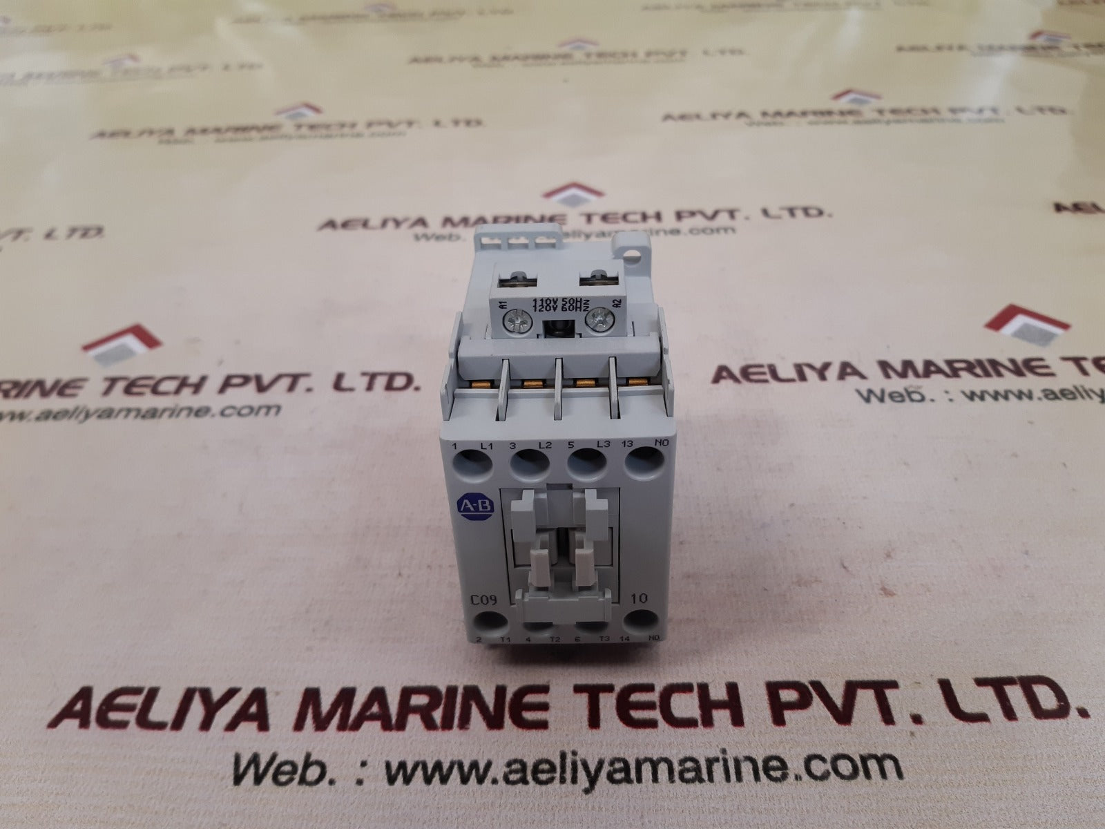 Allen-bradley 100-c09*10 ser.a contactor 60hz