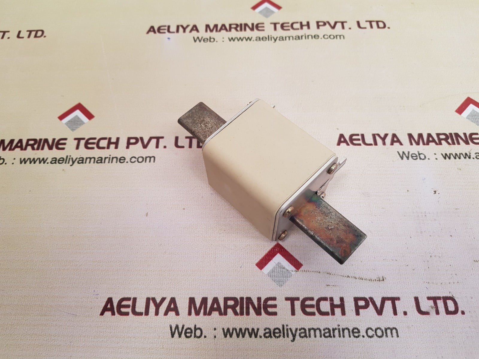 Siemens 3na3 252 nh2-gl/gg hrc-fuse links 315a