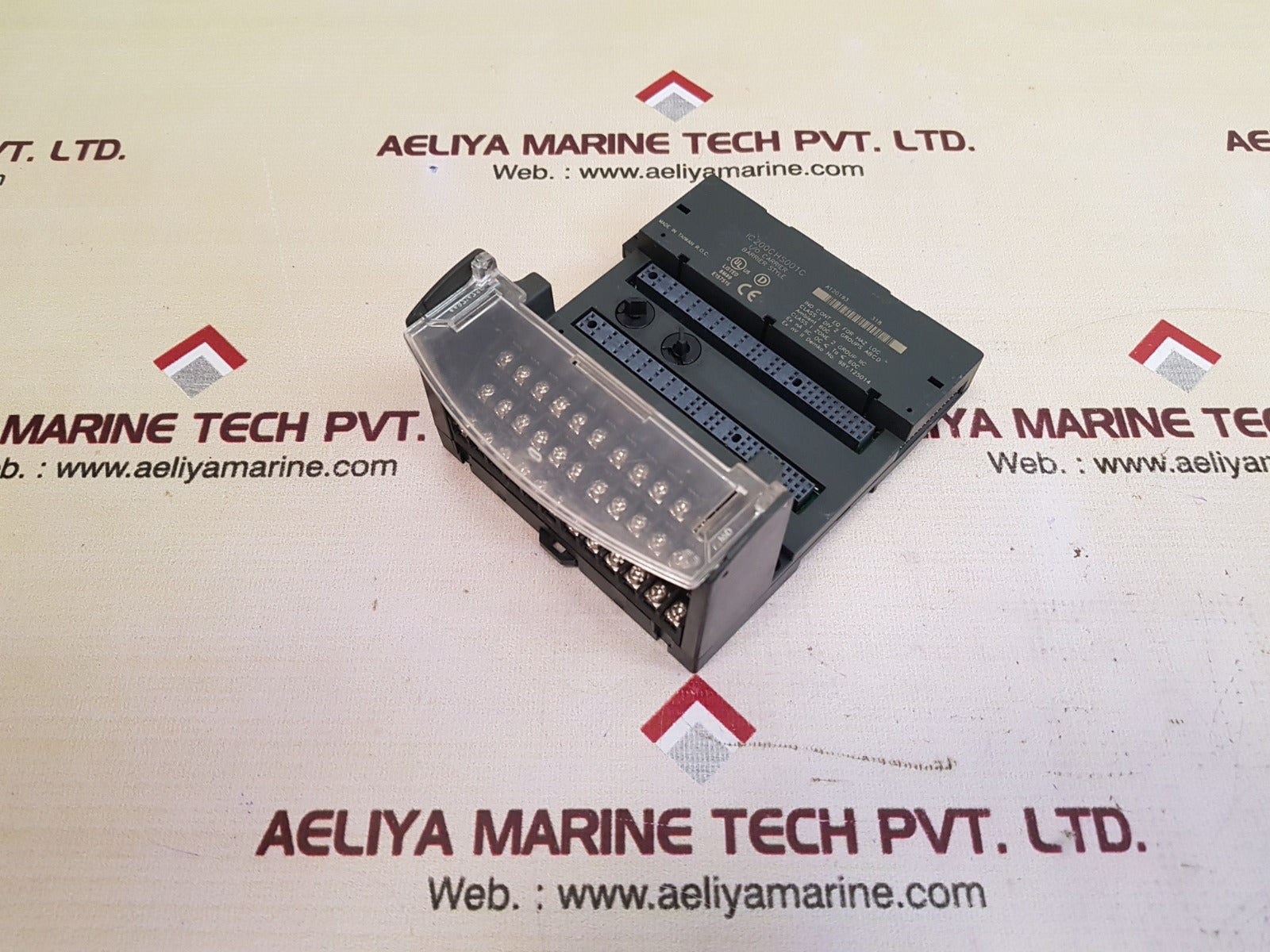 Ge ic200chs001c i/o carrier barrier style module base