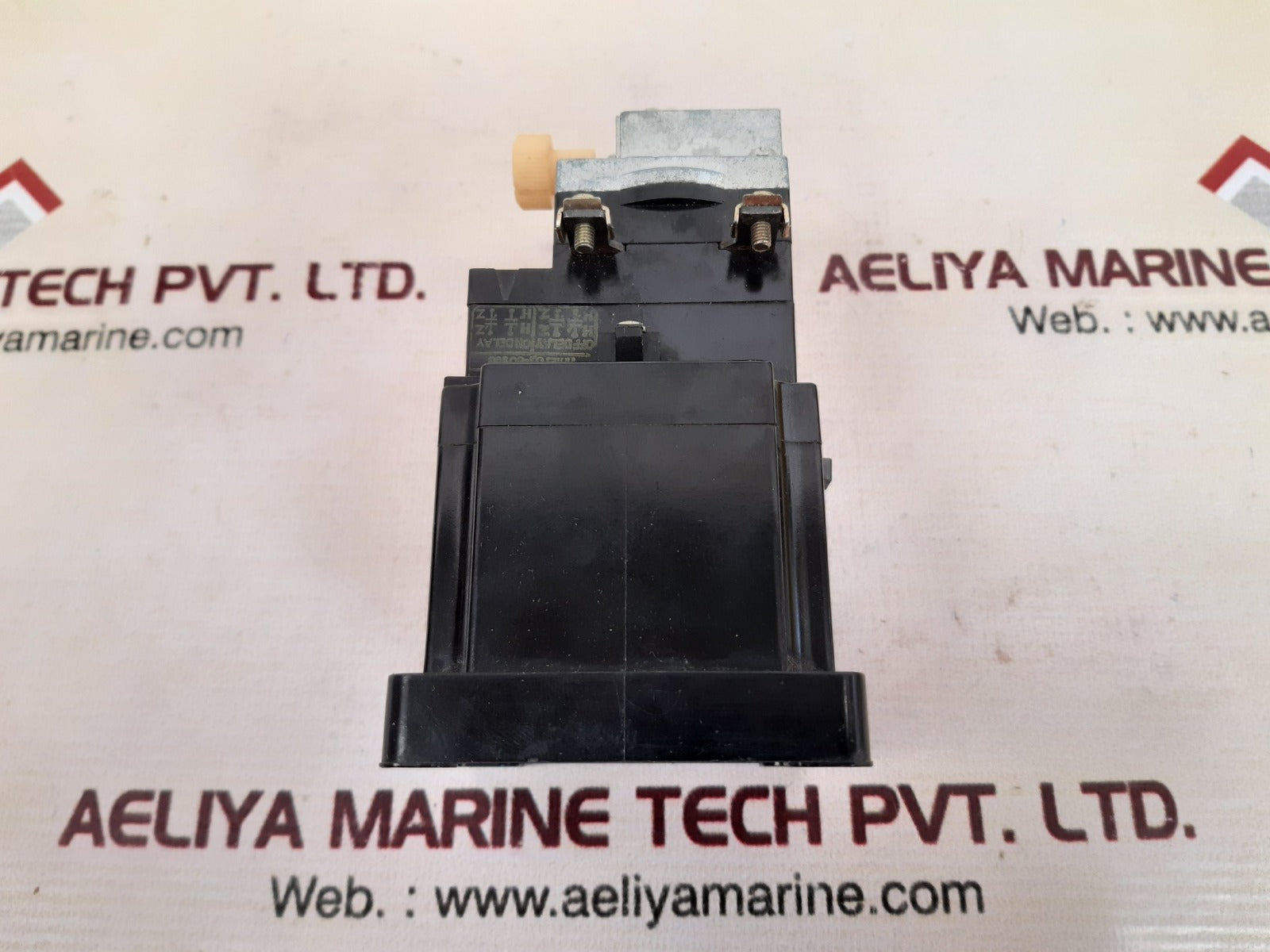 General electric 522.0 penumatic timer