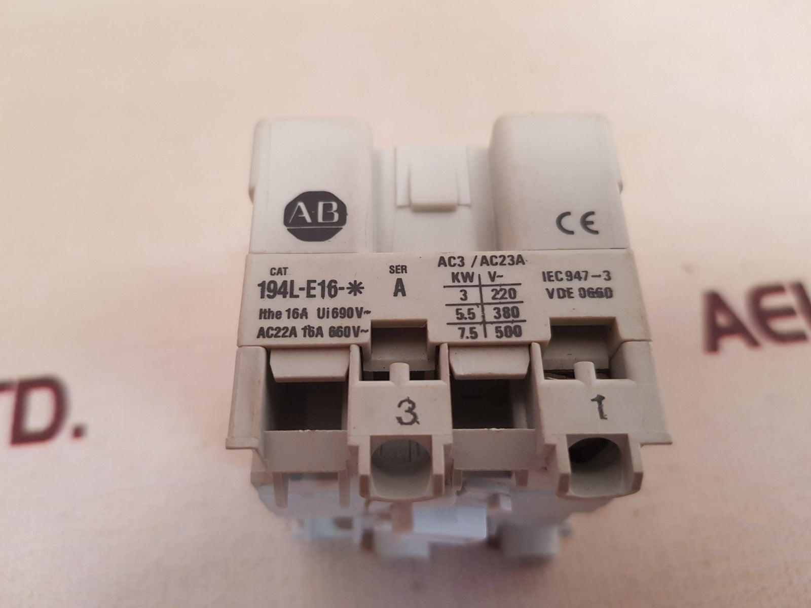 Allen bradley 194l-e16-1751 ser.a on-offload switch