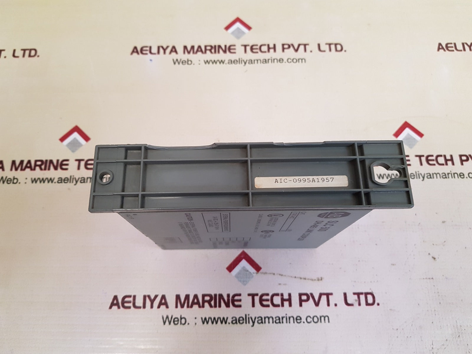 Allen bradley slc 500 1747-aic ser b dh-485 link coupler
