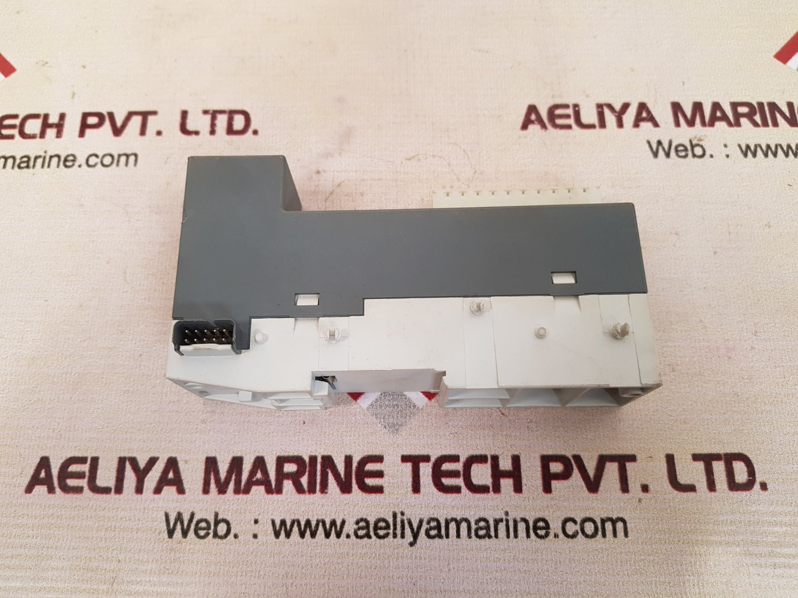 Abb do561 a0 digital output module 1tne968902r2201