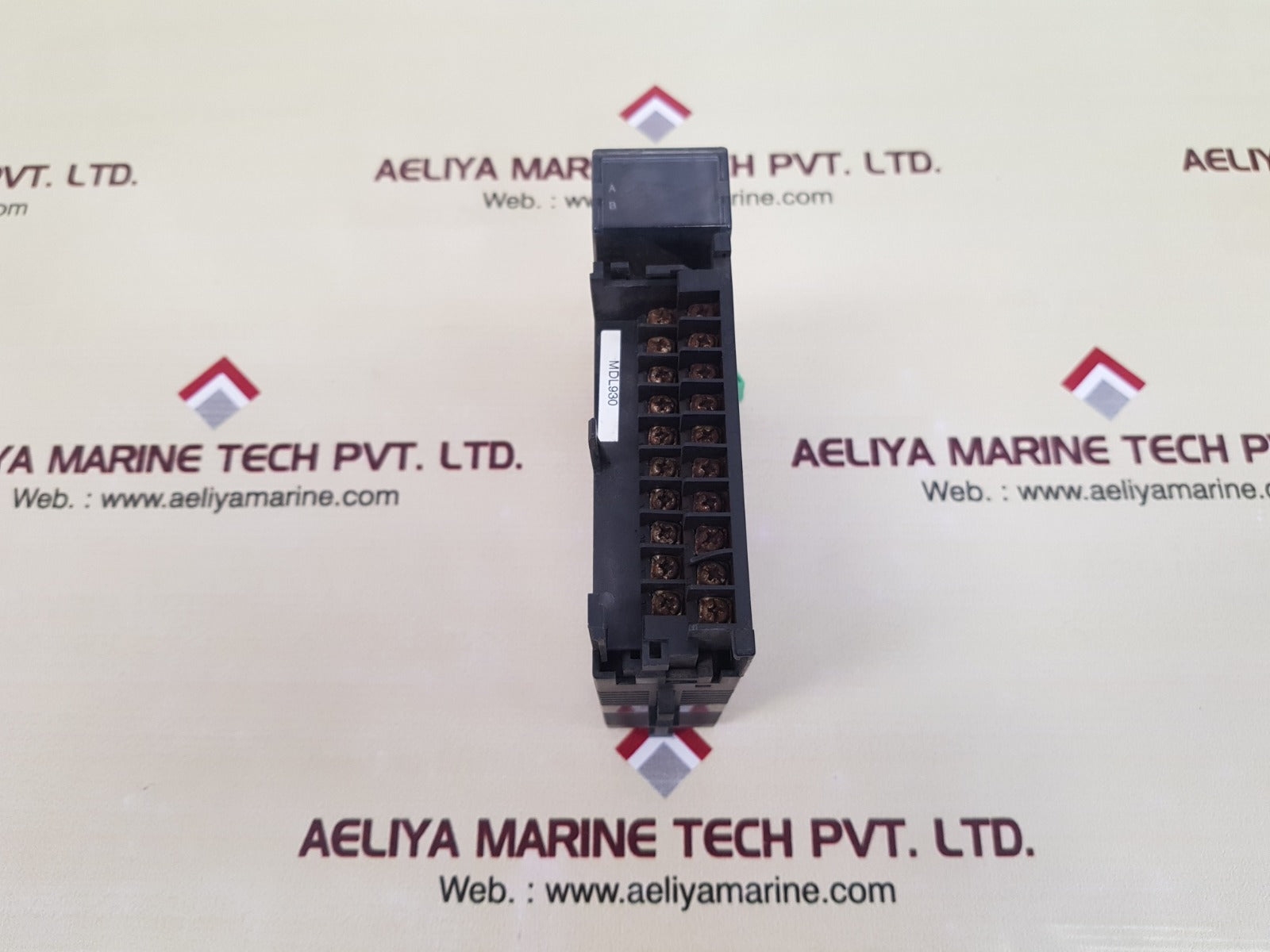 Ge fanuc ic693mdl930g output module relay