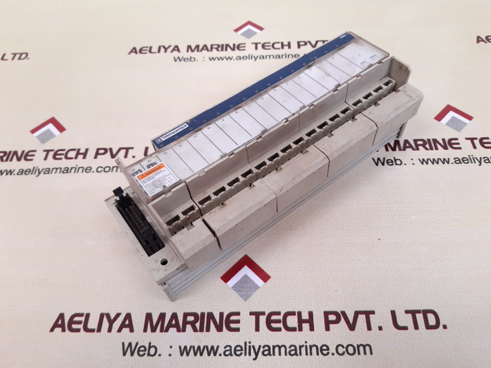 Telemecanique abe7 r16s210 i/o module