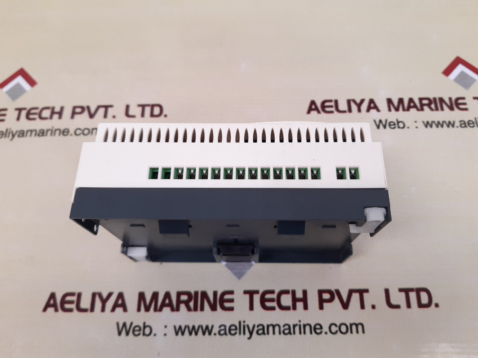 Schneider sr2 a201fu relay module 100...240vac