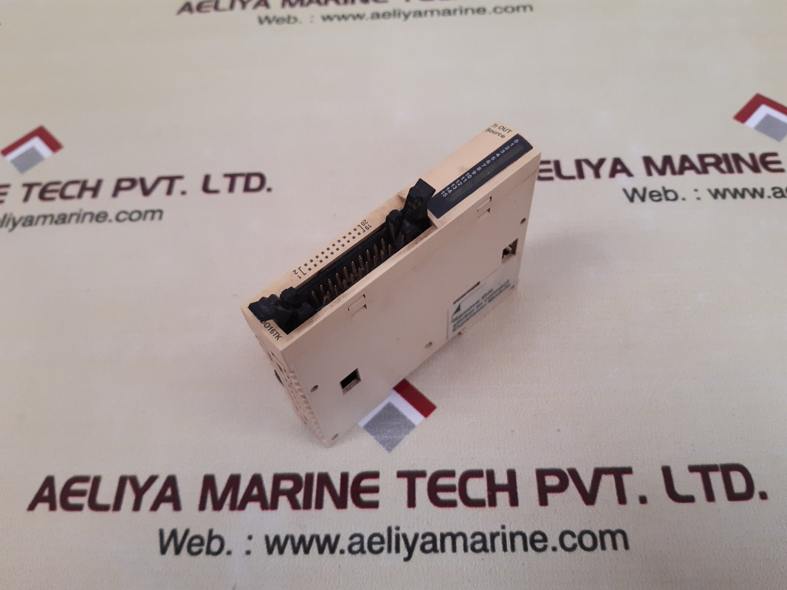 Schneider electric/telemecanique modicon tm2ddo16tk module