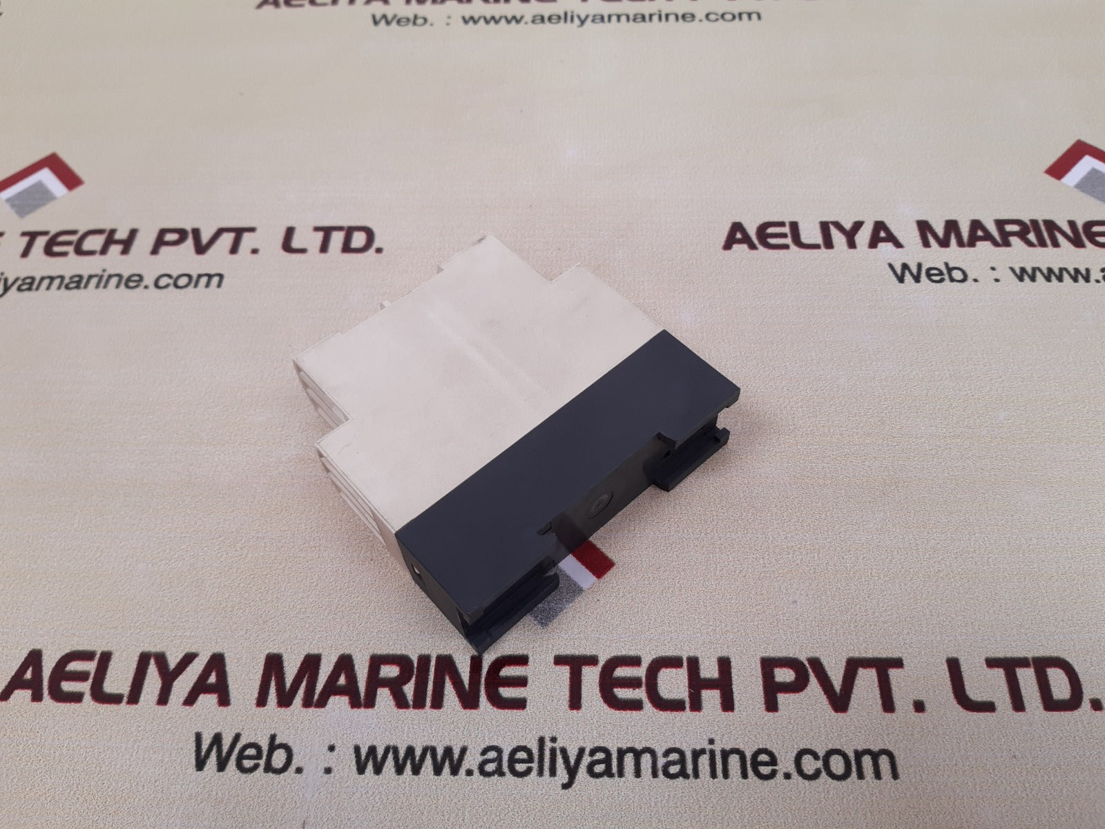 Telemecanique/schneider re7rb11mw time delay relay