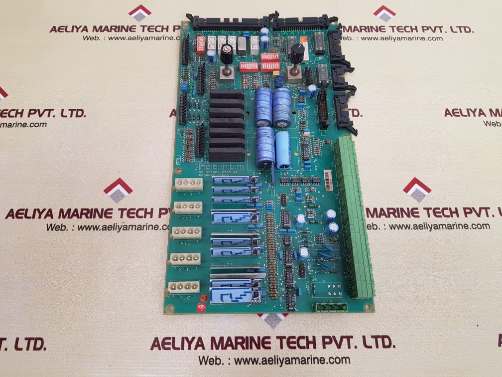 Siemens 6sa8242-ocd65 control module