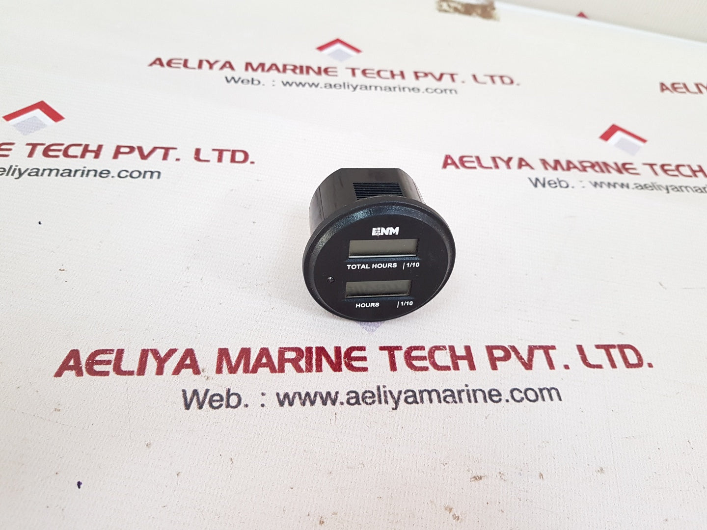 Enm pt1210g0 lcd hours meter