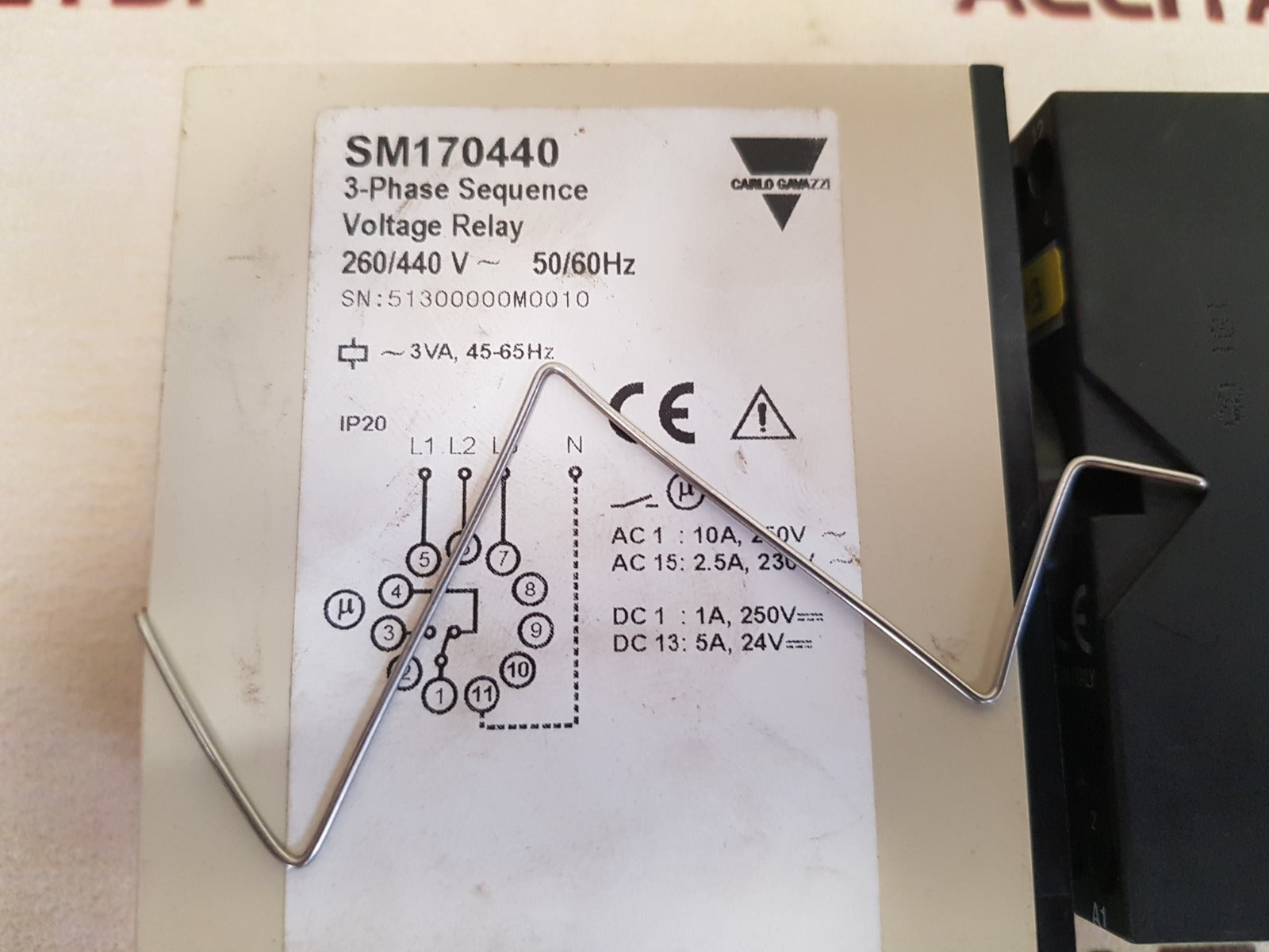 Carlo gavazzi sm 170440 3-phase sequence voltage relay