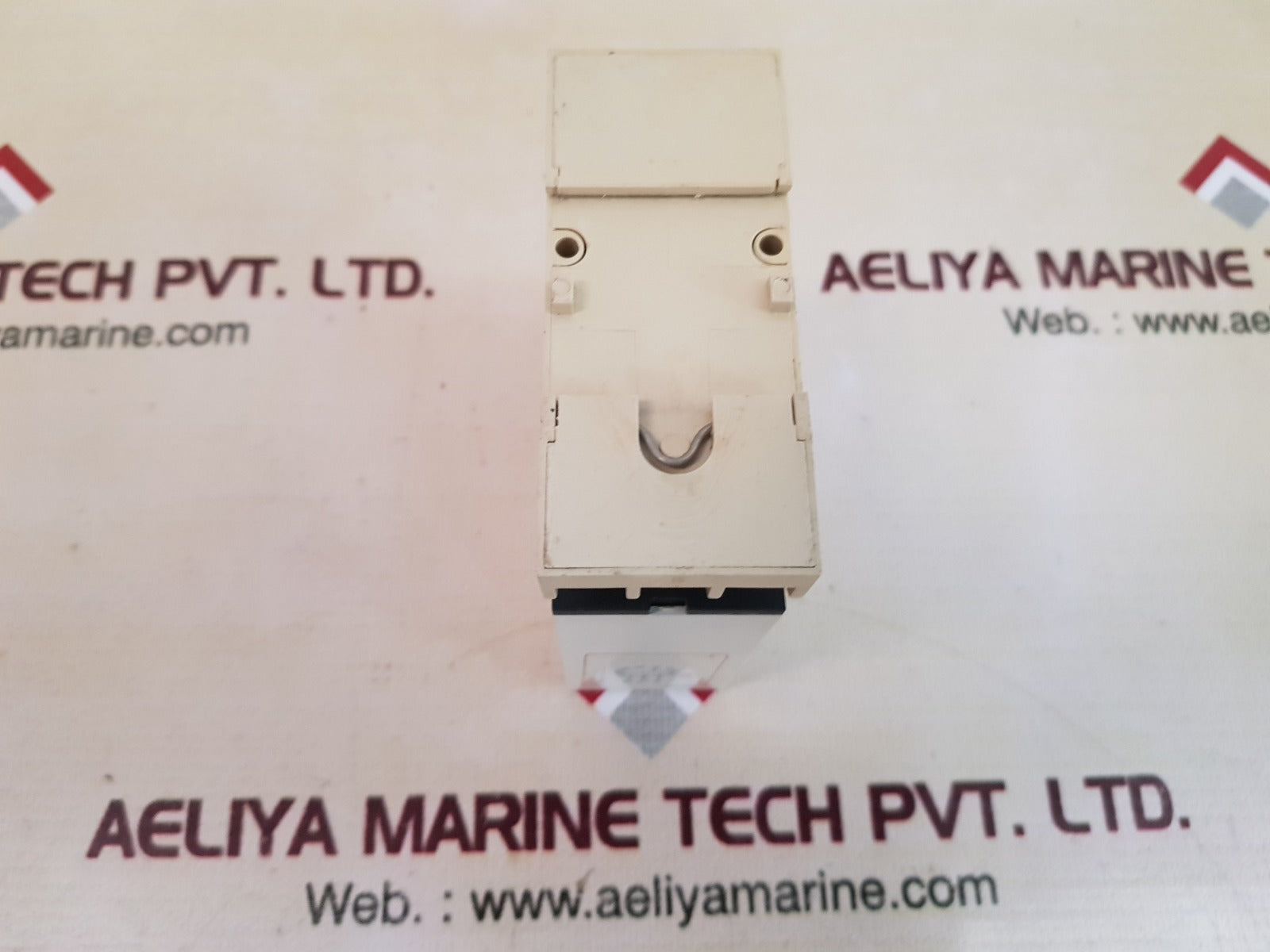 Electromatic s-system sm 170 440 3-phase sequence voltage relay with base