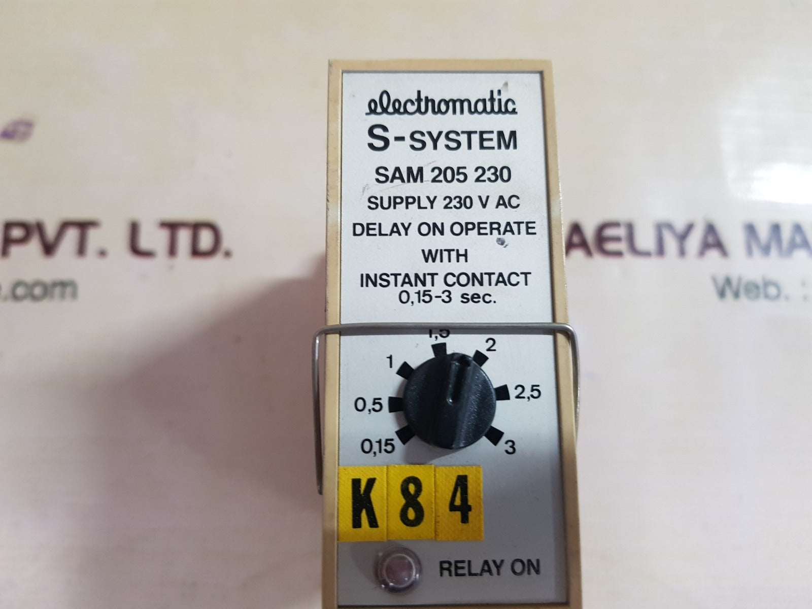 Electromatic s-system sam 205 230 delay on operate with instant contact 0,15-3 s
