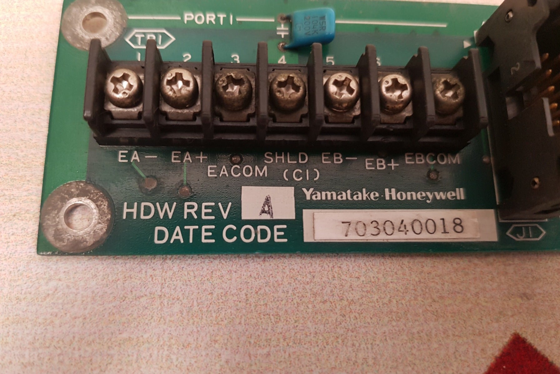 Yamatake honeywell 80360558-001 pcb card
