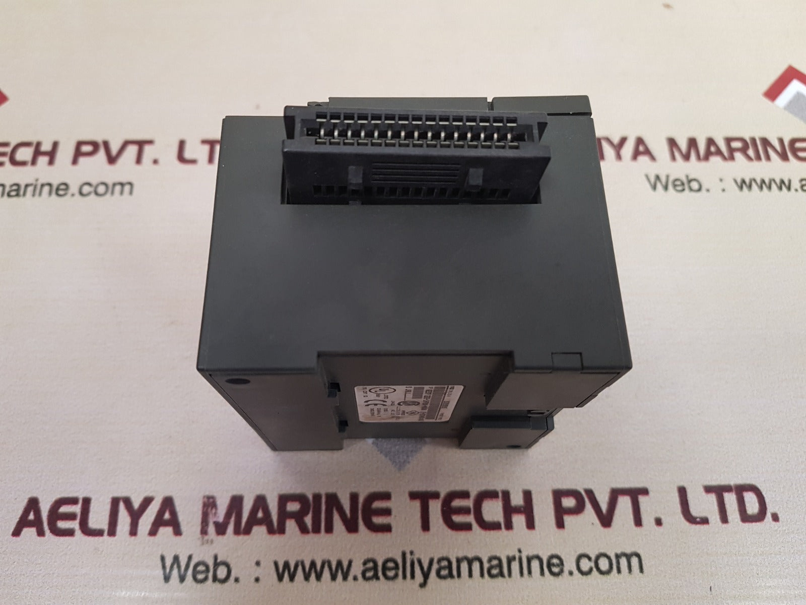 Siemens 6es7 222-1hf00-0xa0 digital input module Used