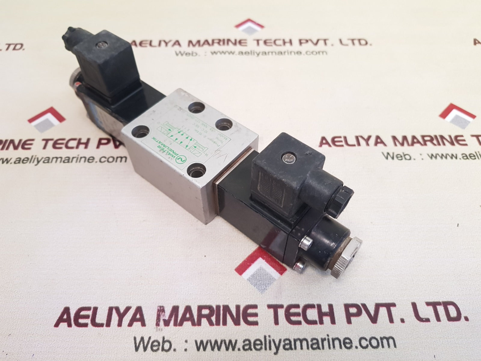 Walter x-nme 127-23425 5/2-way pneumatic directional valve