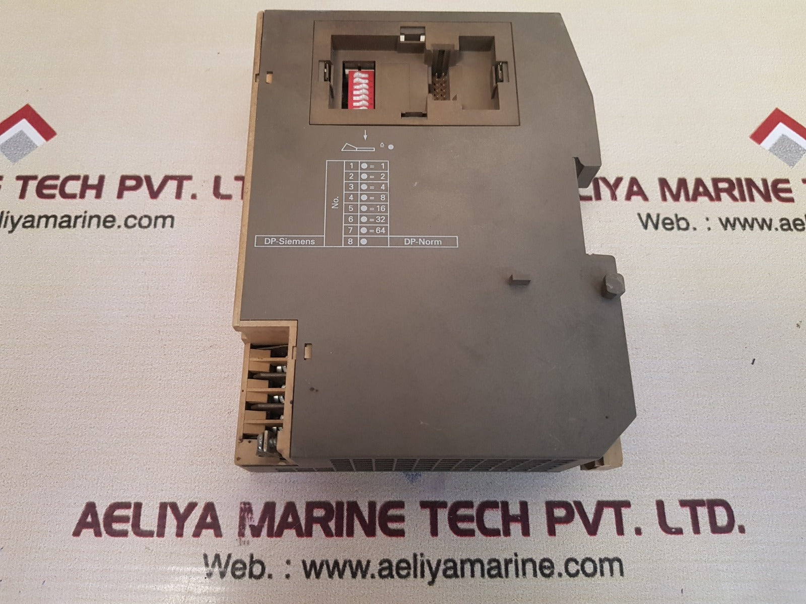 Siemens simatic s5 et200u 6es5 318-8mb12 interface module