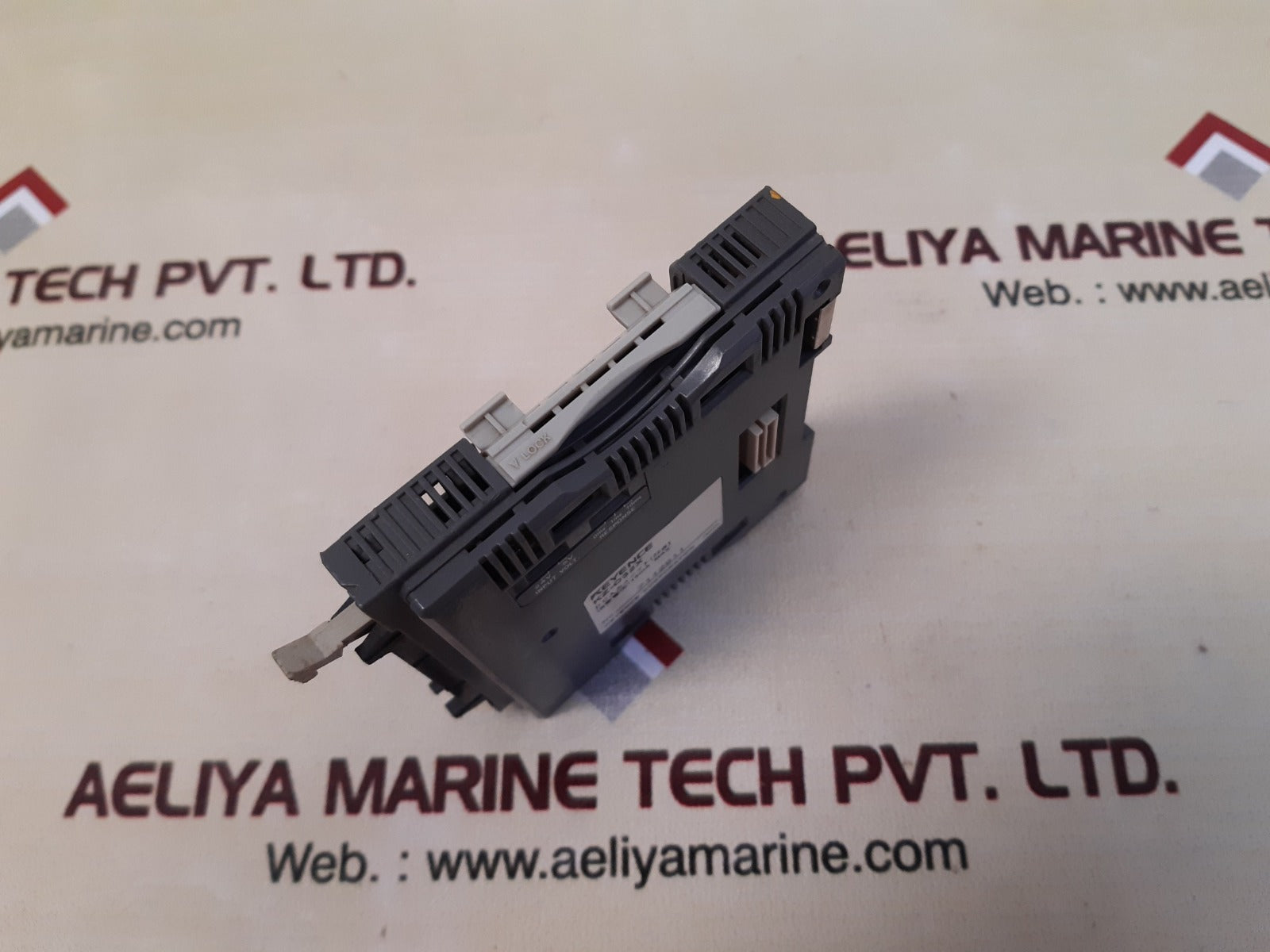 Keyence kz-c32x module