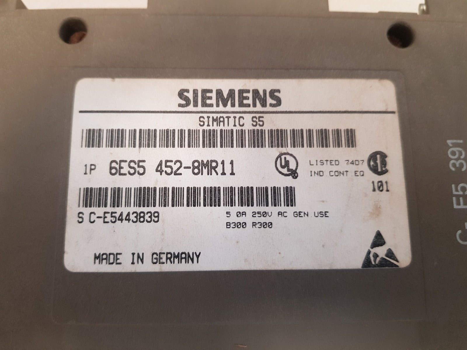 Siemens simatic s5 6es5 452-8mr11 relay output