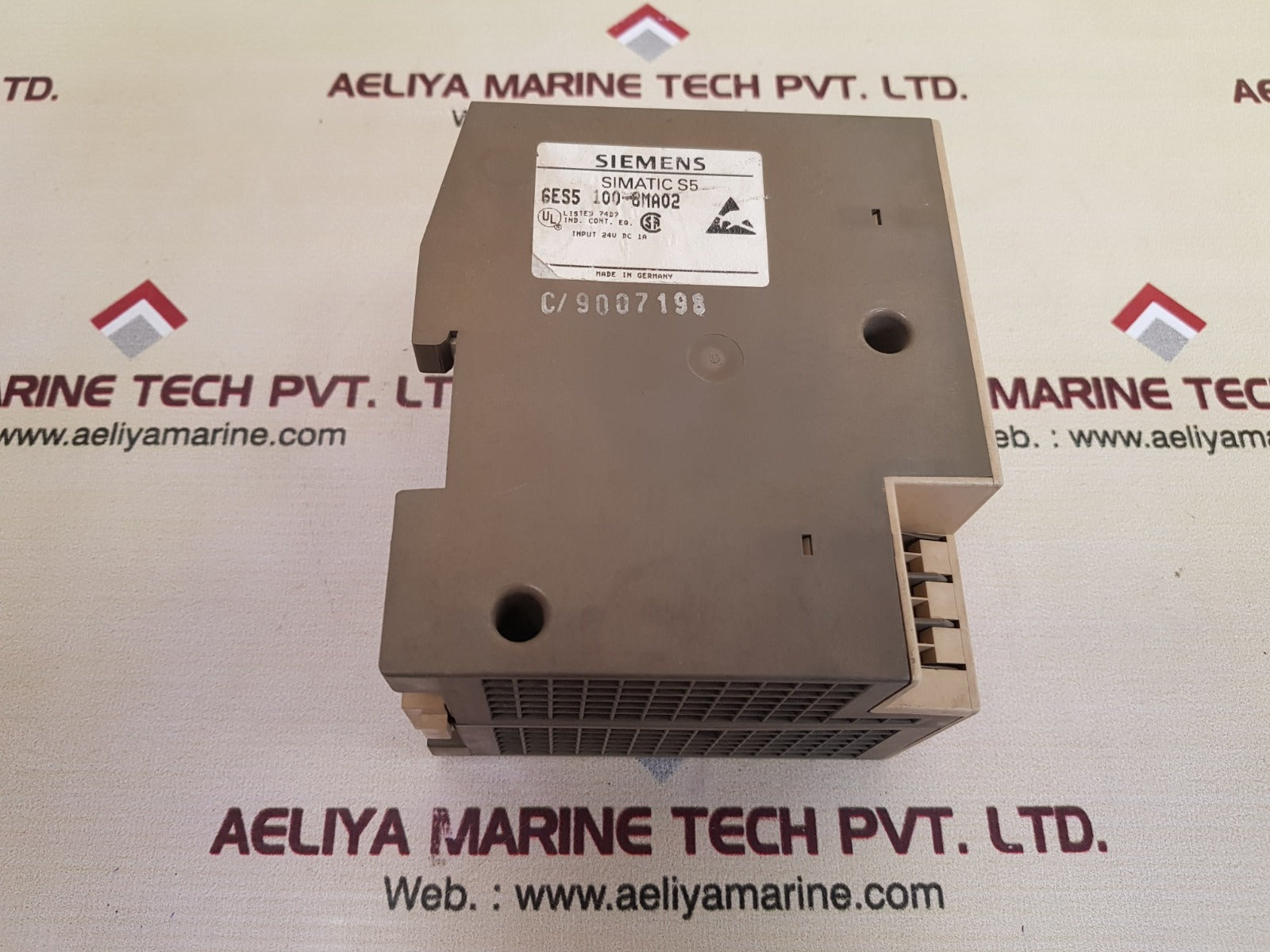 Siemens simatic s5-100u 6es5 100-8ma02 plc unit