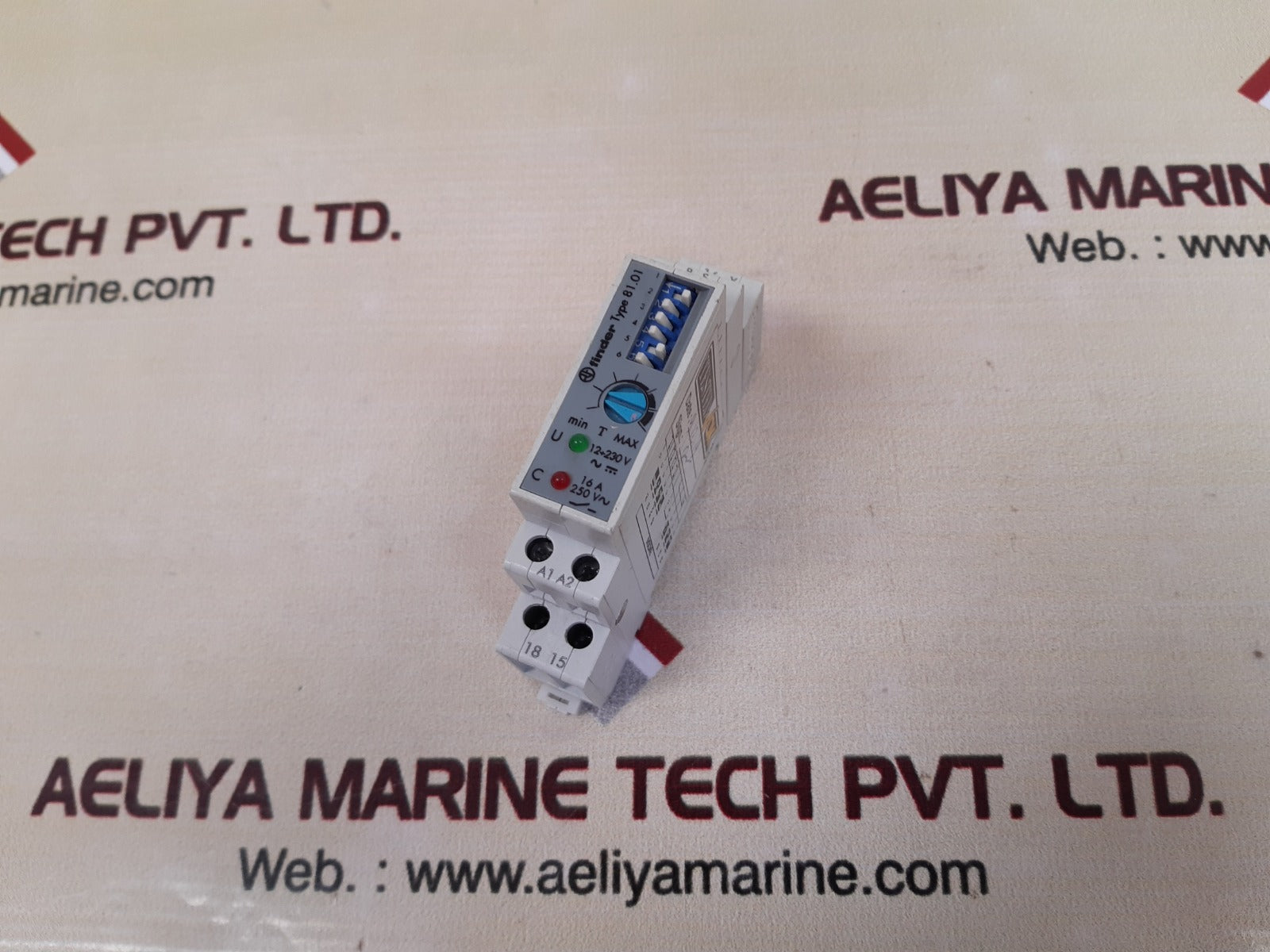 Finder 81.01 time delay relay
