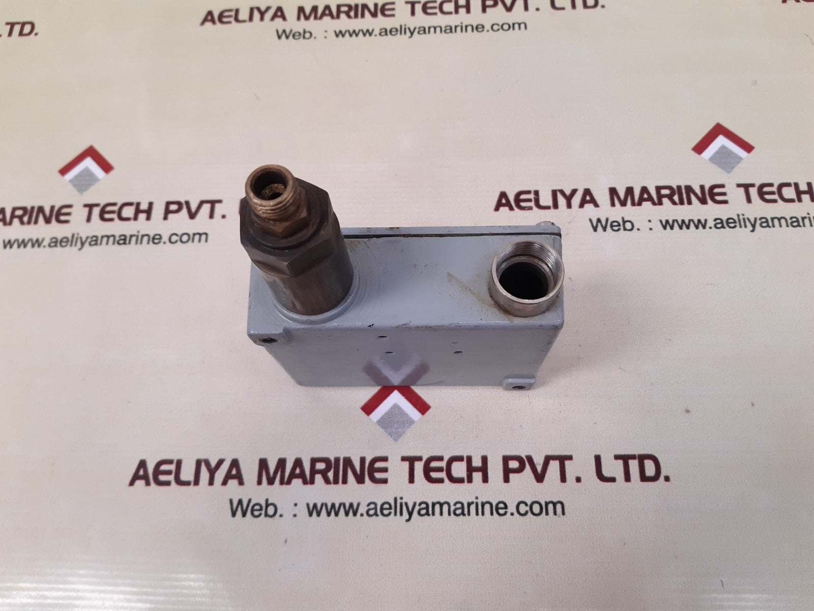 Varma trafag pf-010-w pressure switch