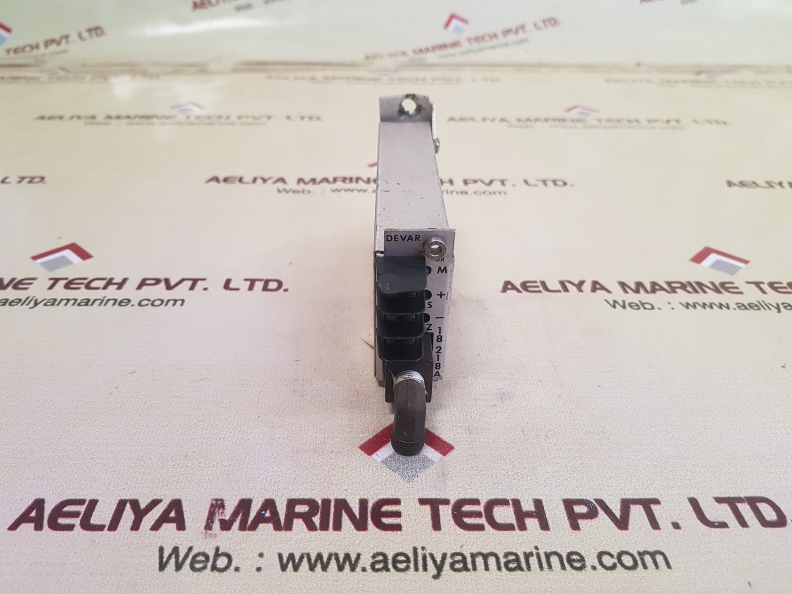 Devar 18-218a two wire signal converter