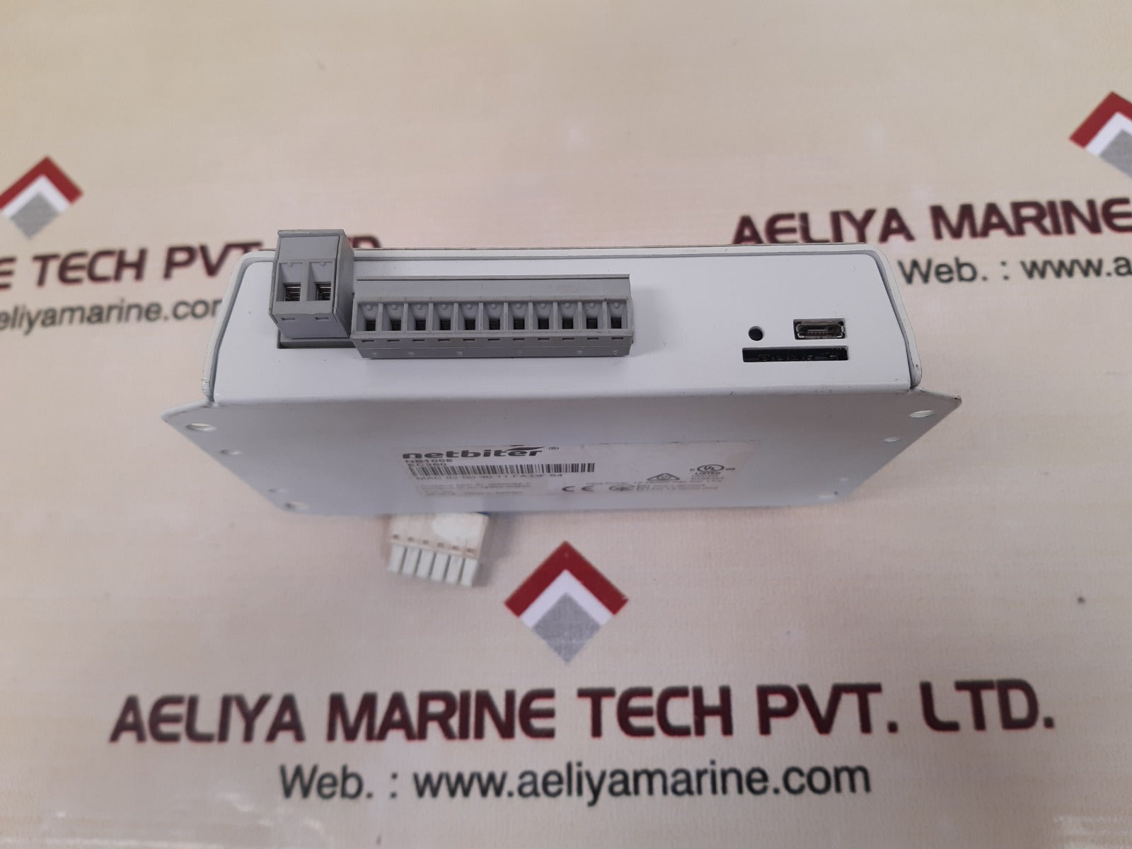 Netbiter nb1005 ec350 gateway
