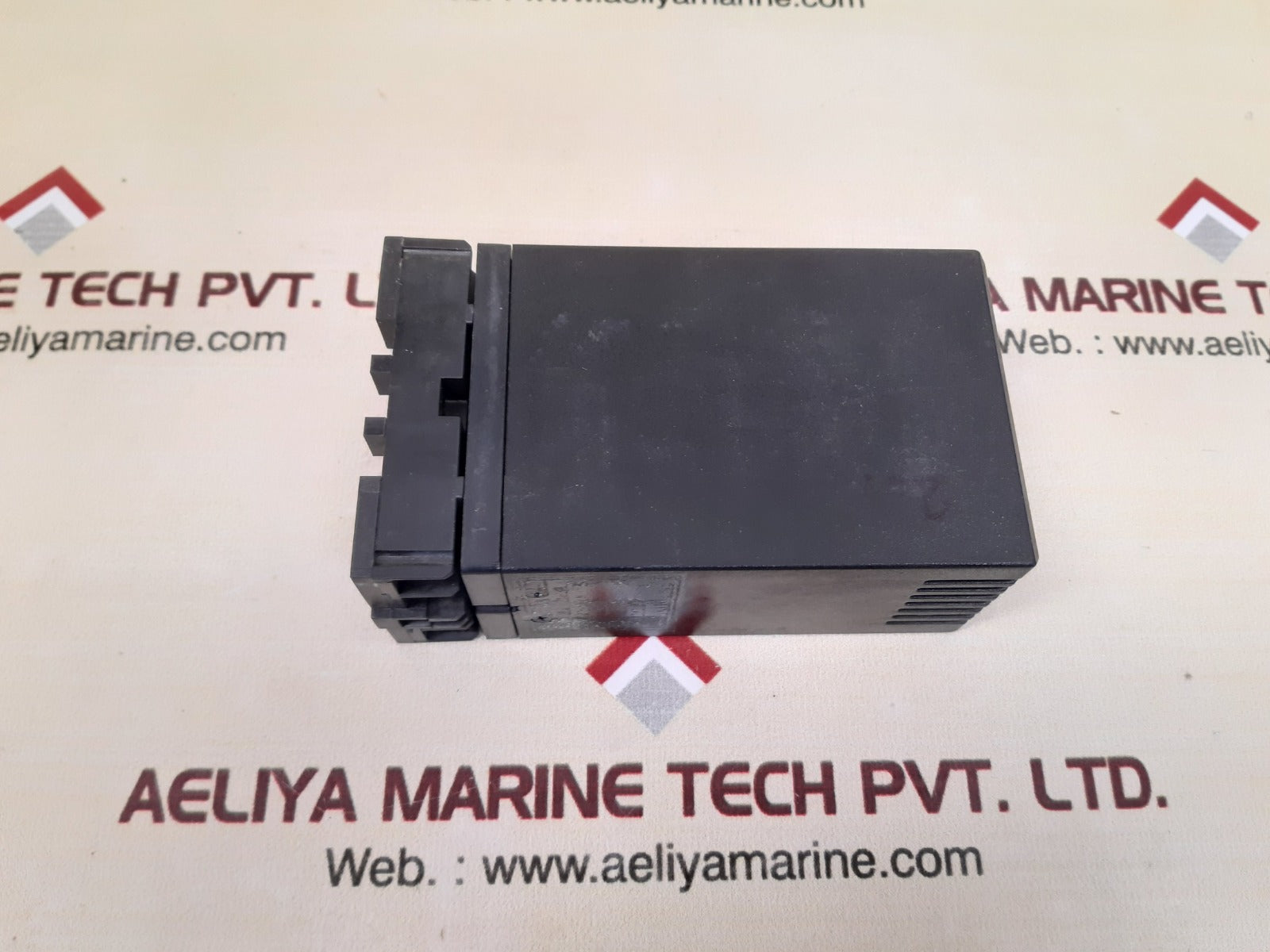 Sin Woo S-con Fdc-2C8N-y Isolated Signal Converter