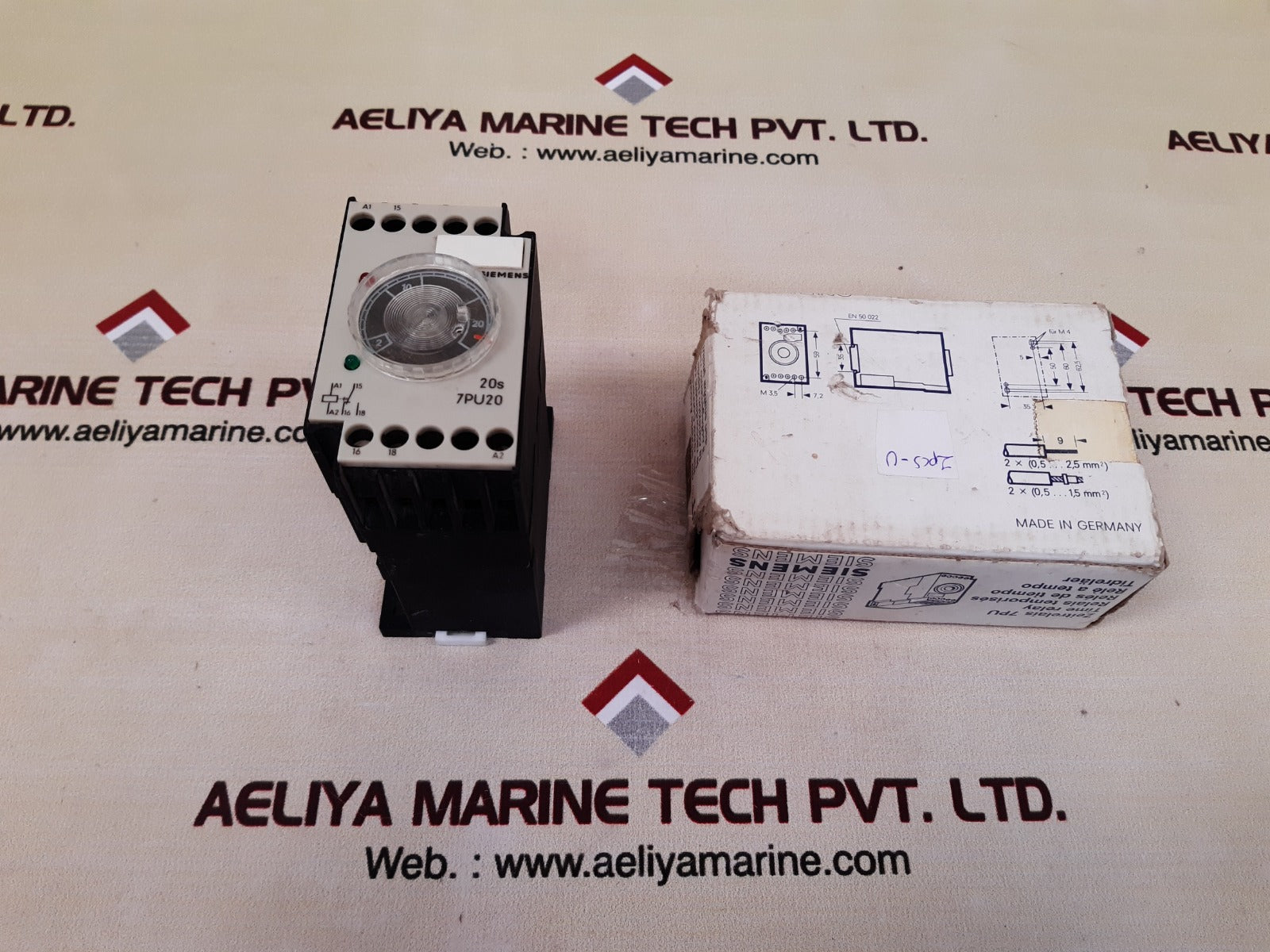 Siemens 7Pu2040-7An20 Time Delay Relay 220-240V