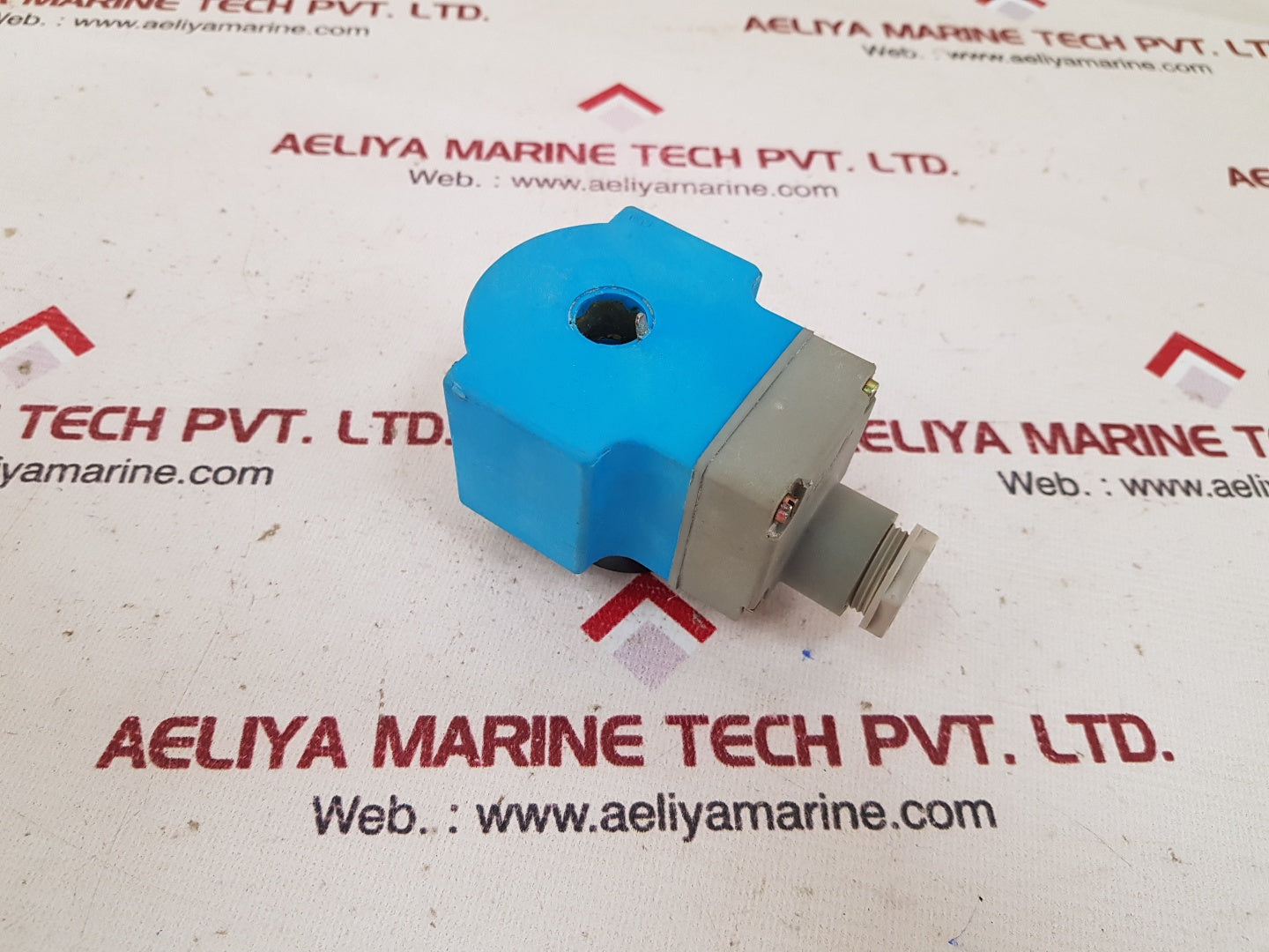 Danfoss 018z6815 solenoid coil