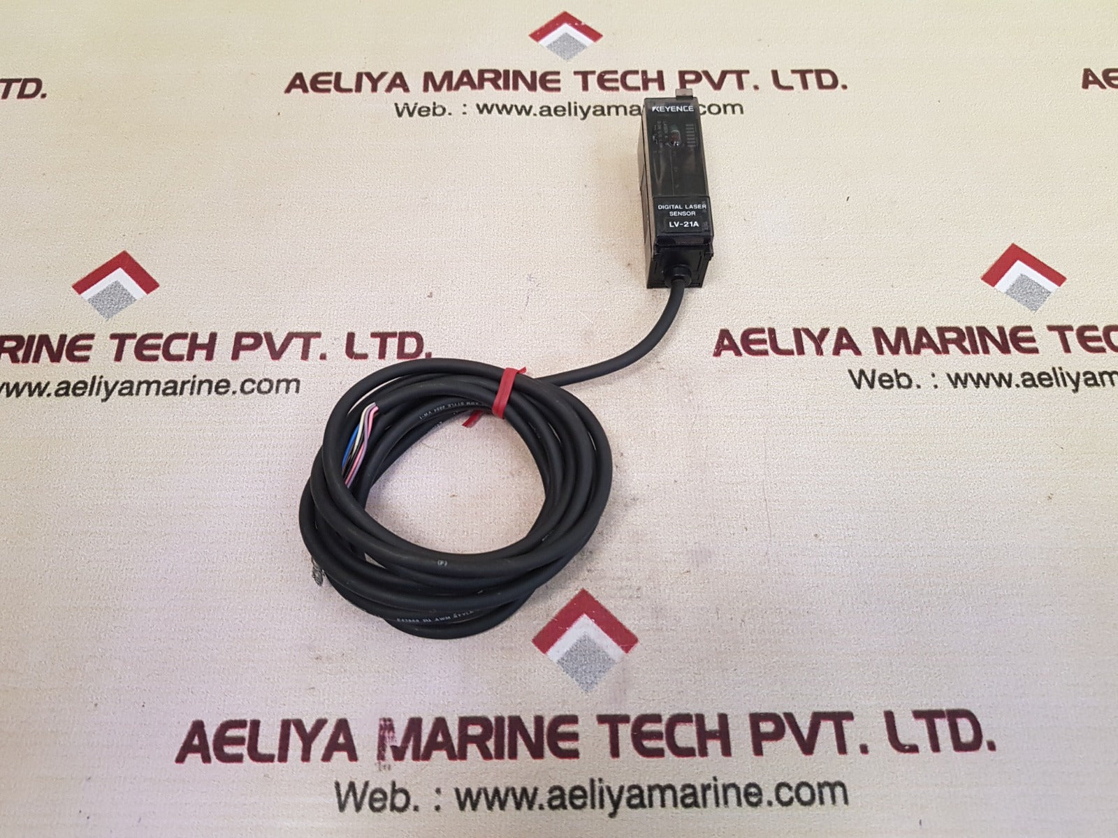 Keyence Lv-21A Digital Laser Sensor & Amplifier Unit 12-24V Dc
