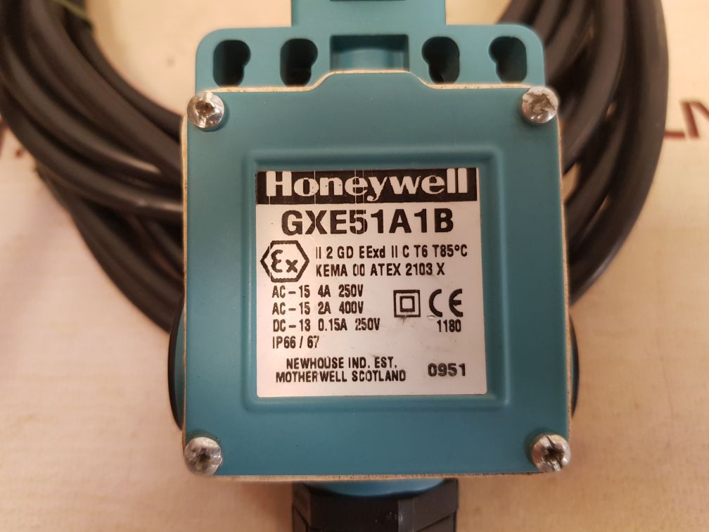 Honeywell gxe51a1b explosion-proof limit switches