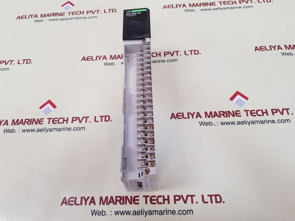 Schneider 140aci04000 analog input module pv: 02