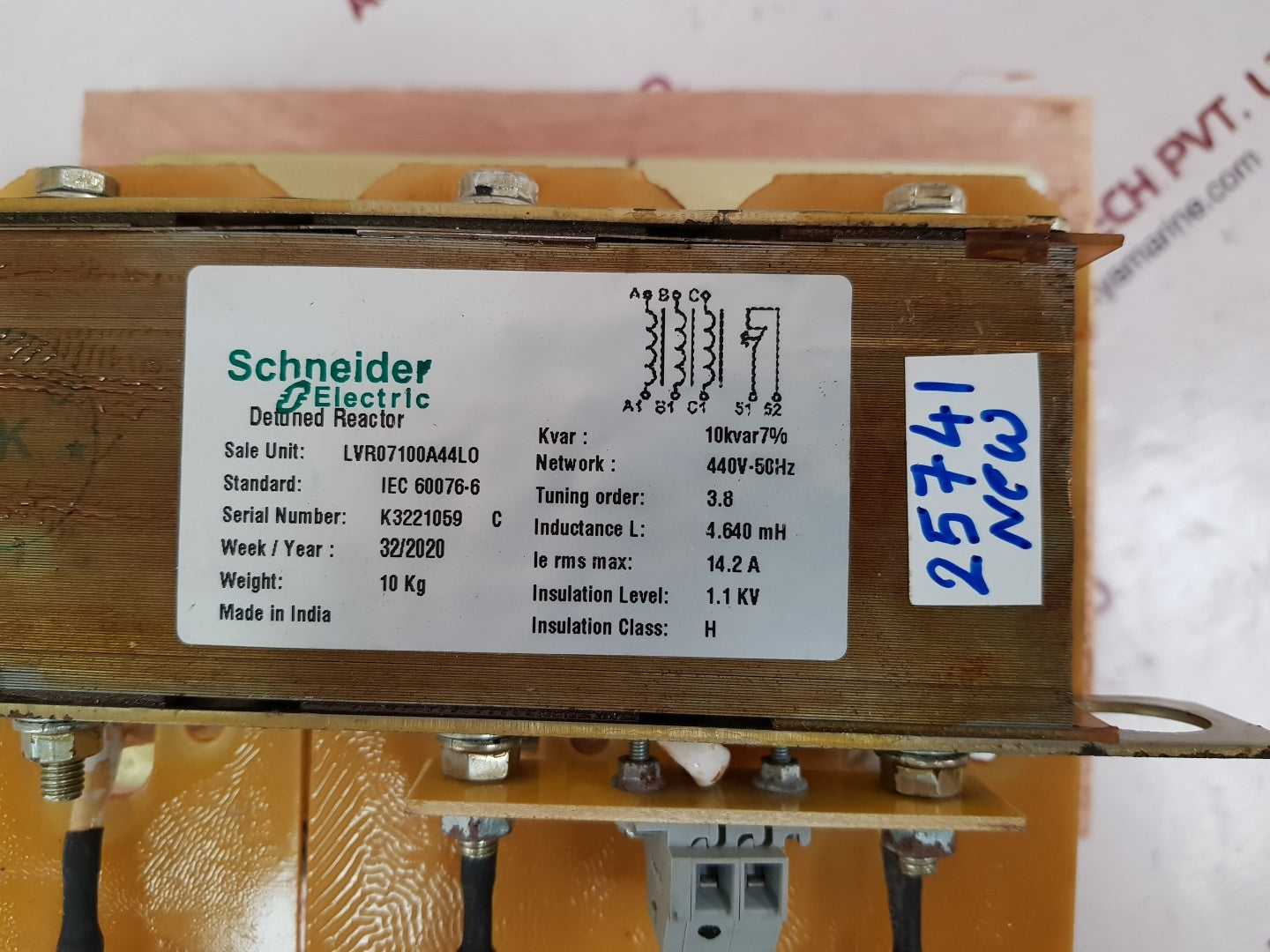 schneider electric lvr07100a44l0 detuned reactor