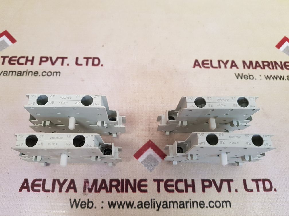 Siemens 3Rh1921-1Ea11 Auxiliary Switch Block
Siemens
Auxiliary Switch Block
3Rh1921-1Ea11
*E06*
Nq070430
Nq070510
Iec 60947
Vde 0660
Ieac-12 10A/Ui 500V
Aux.Contacts
A300/Q300
10A/240V Gen.Use
4 011209 293526
Made In Turkey
Weight: 50 Gm