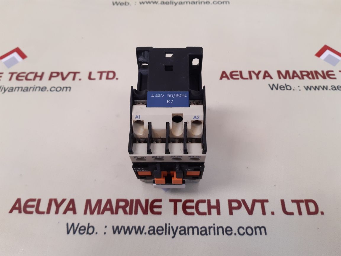 Telemecanique ca2 dn40 40e control relay 440v
