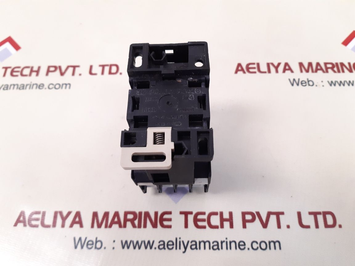 Telemecanique ca2 dn40 40e control relay 440v