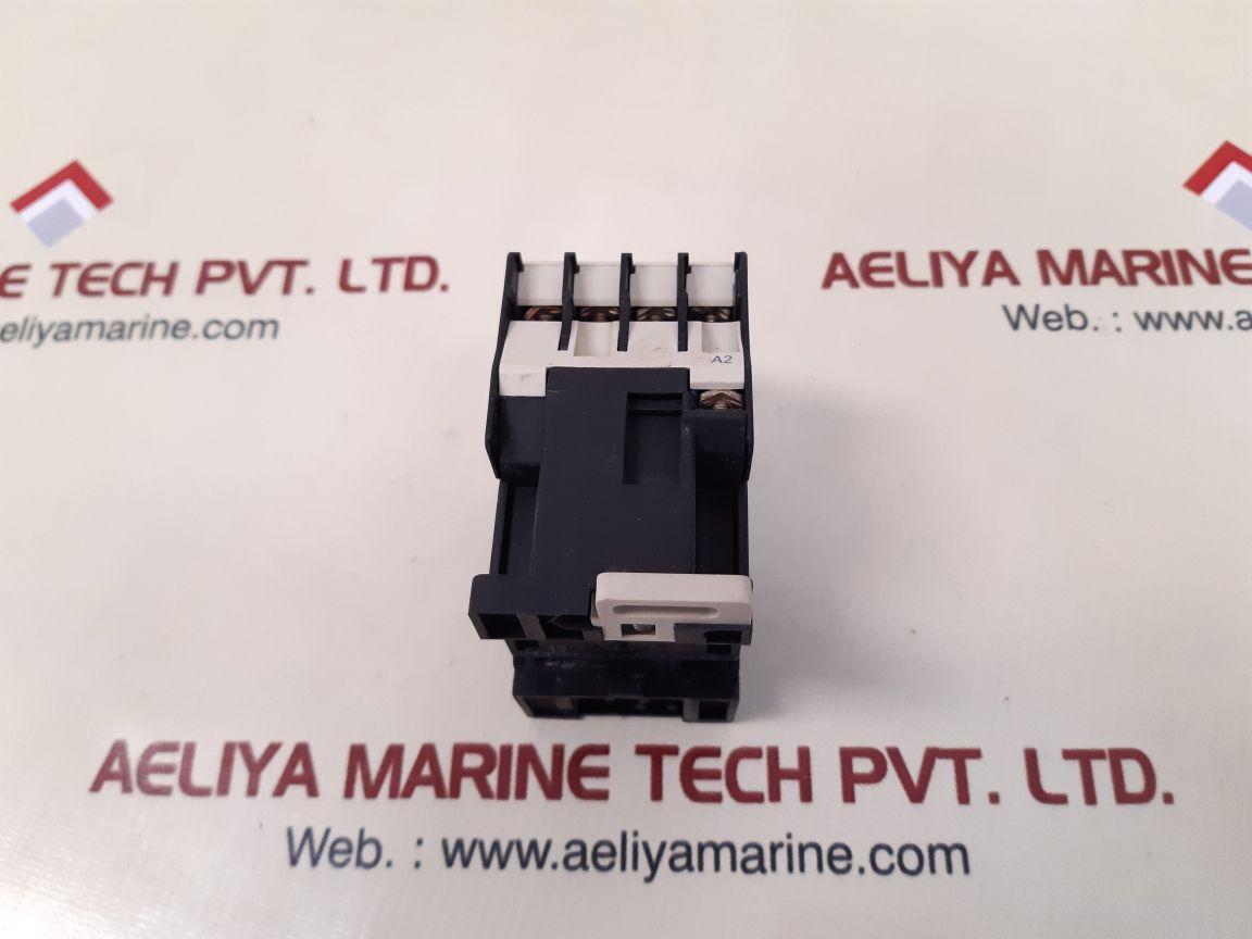 Telemecanique ca2 dn40 40e control relay 440v