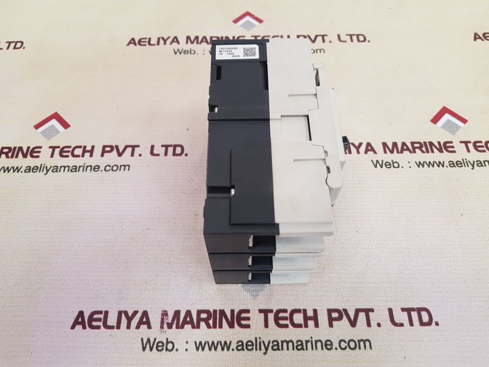 Mitsubishi nf125-sv no-fuse circuit breaker 100 a