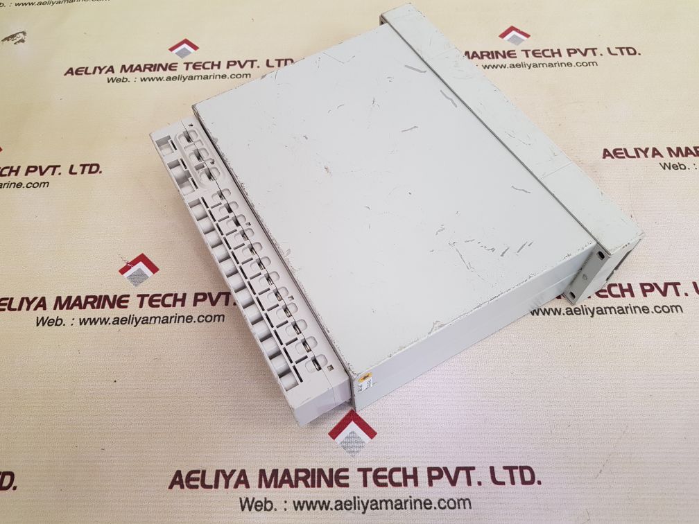 Siemens 7ss6010-5ea00-0aa0/bb busbar protection