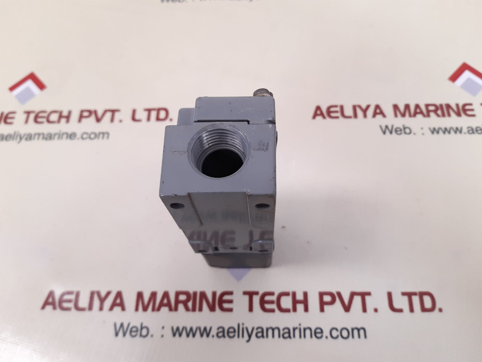 Eaton Cutler-hammer e51snl proximity switch series c1