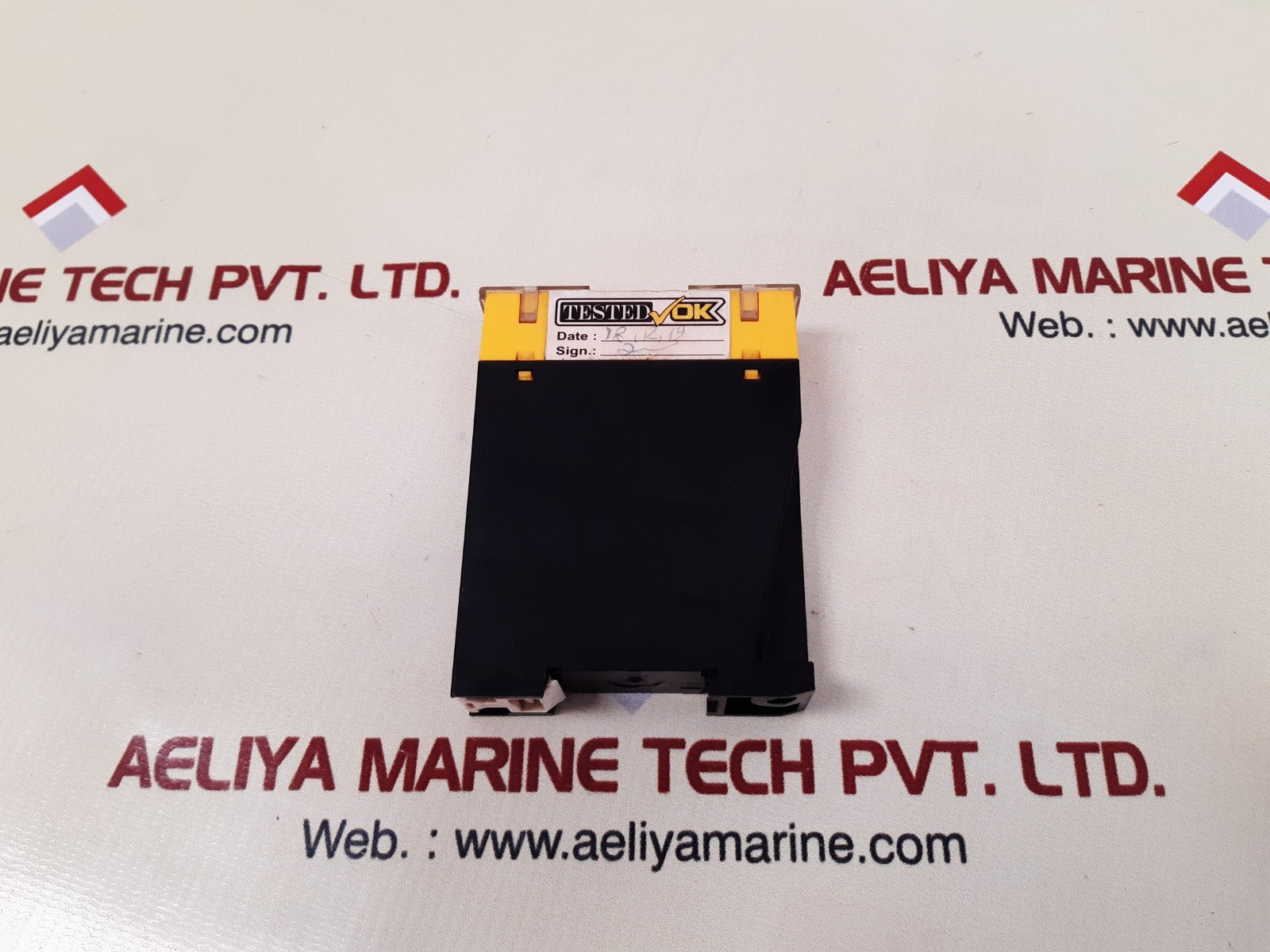 Tesch e78.3x404 time relay