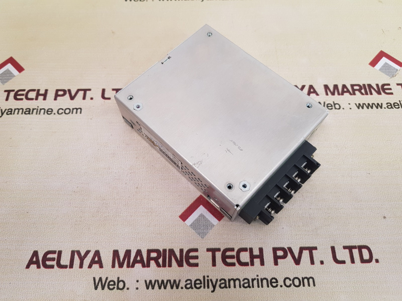 Tdk eak24-1r3g switching power supply