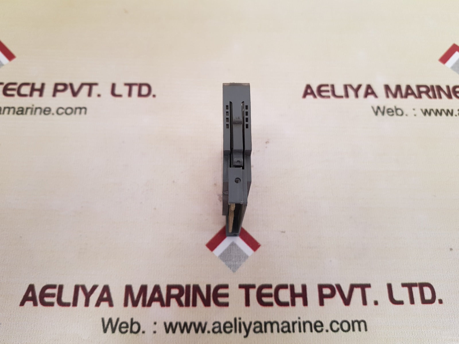 Allen-bradley 1734-ib4 ser c sink input module