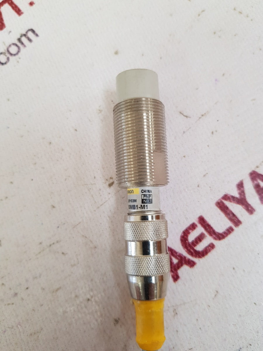Omron e2eg-x10mb1-m1 proximity switch sensor